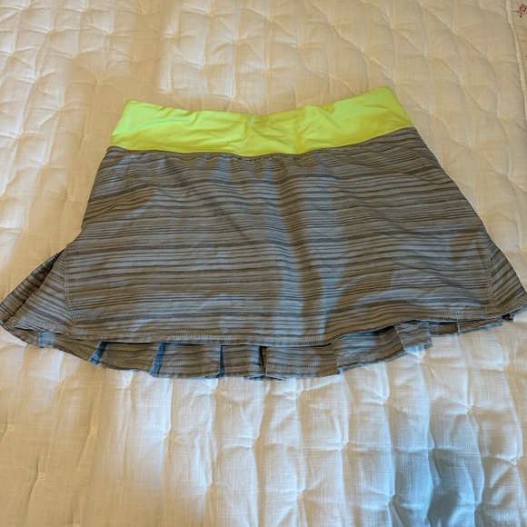 Lululemon Back on Track Tennis Skirt (6) - Picture 1 of 5